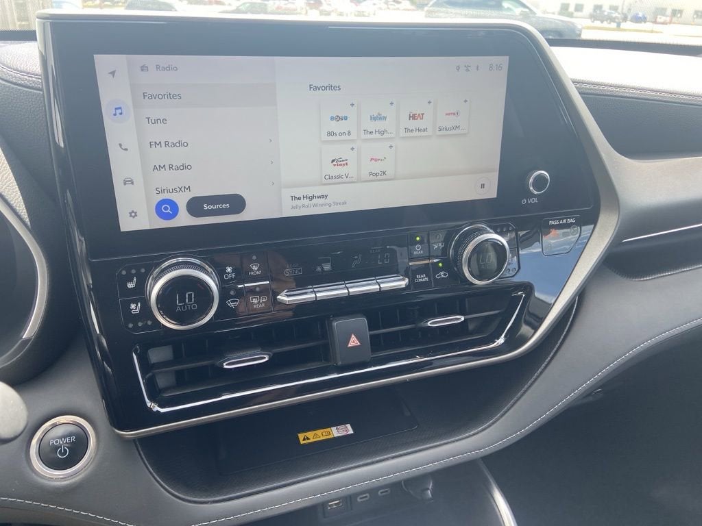 2024 Toyota Highlander Hybrid Limited