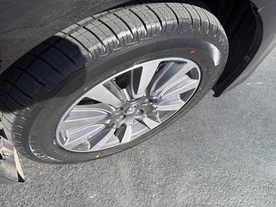 2020 Toyota Sienna XLE Auto Access Seat