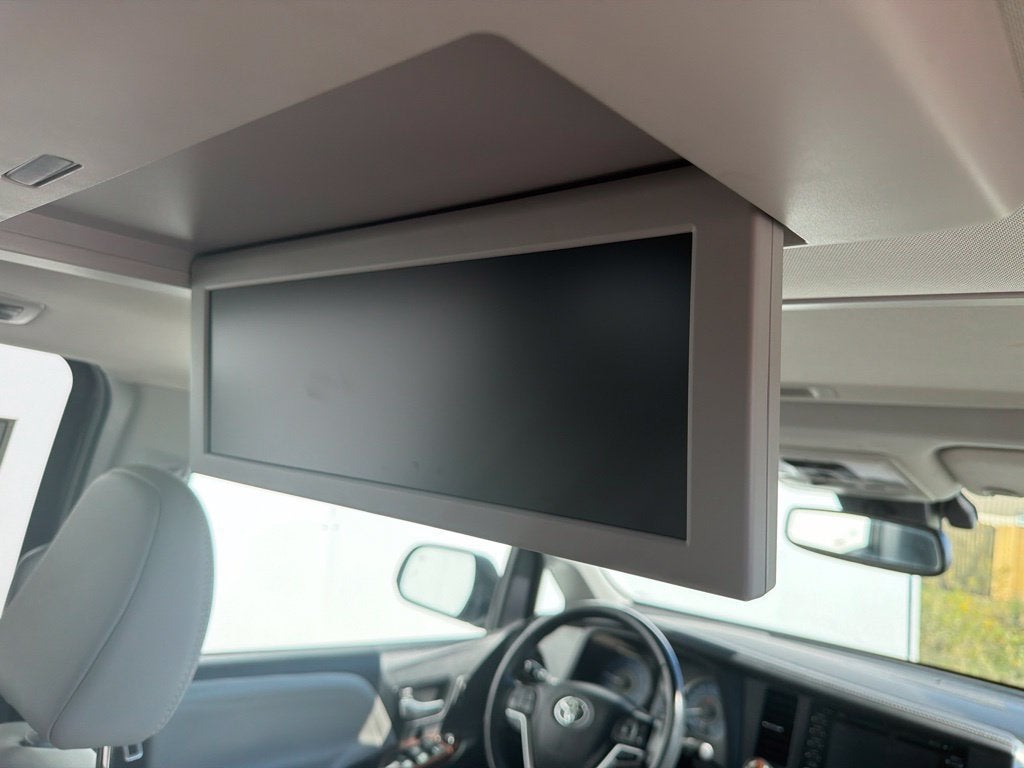 2020 Toyota Sienna XLE Auto Access Seat