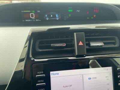 2021 Toyota Prius LE