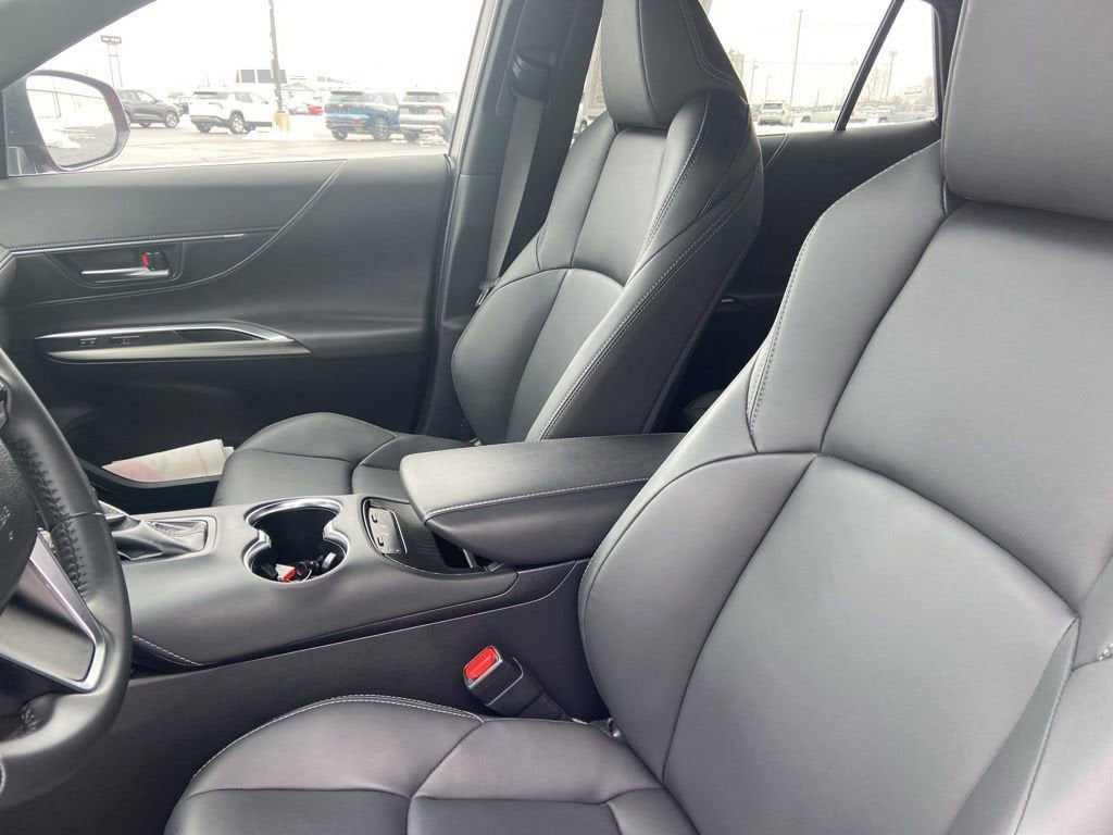 2024 Toyota Venza LE