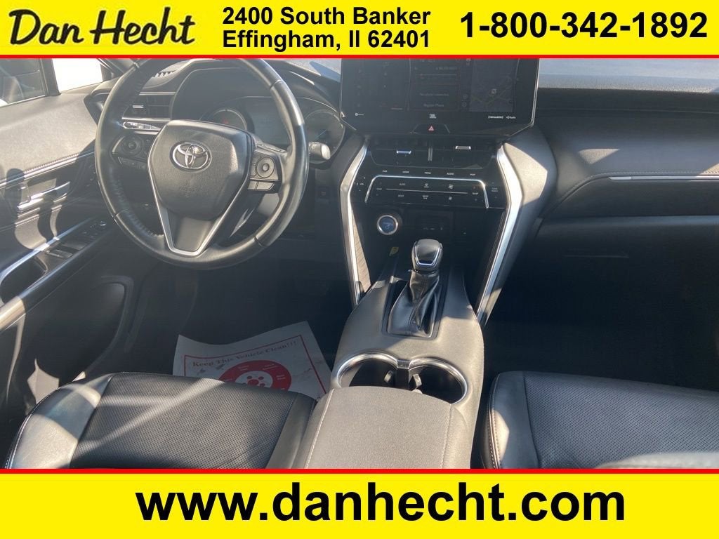 2022 Toyota Venza LE