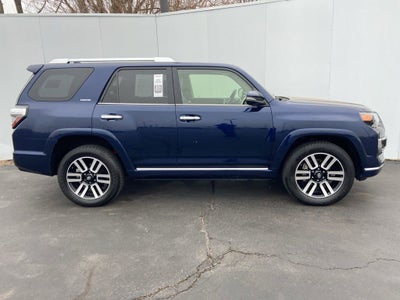 2020 Toyota 4Runner SR5