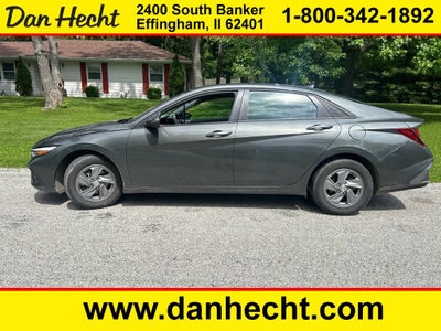 2024 Hyundai Elantra SE