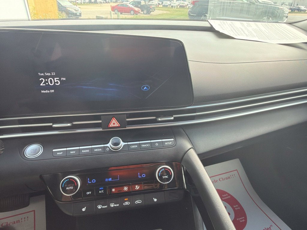 2025 Hyundai Elantra Limited